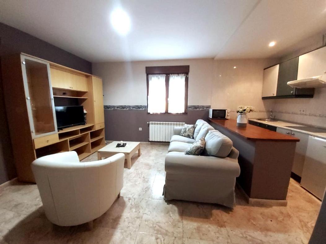 Apartamentos Rurales Andrea 利亚内斯 外观 照片