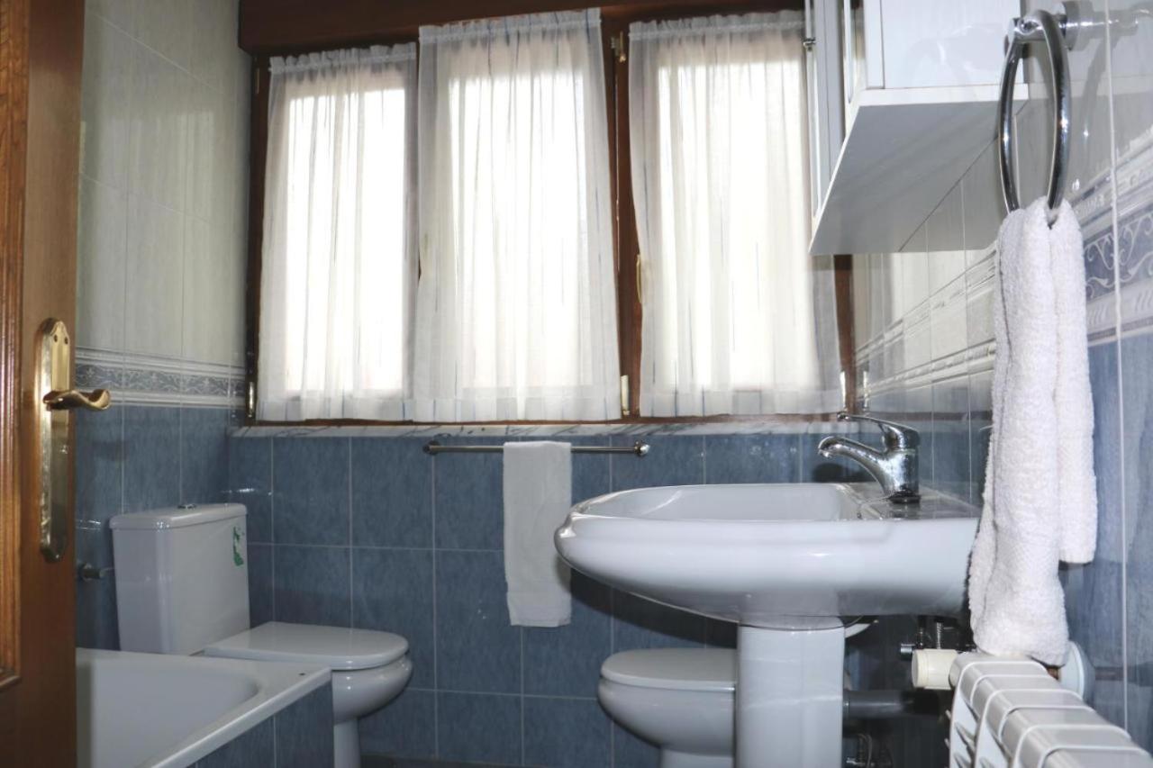 Apartamentos Rurales Andrea 利亚内斯 外观 照片