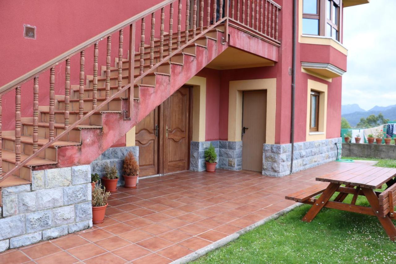 Apartamentos Rurales Andrea 利亚内斯 外观 照片