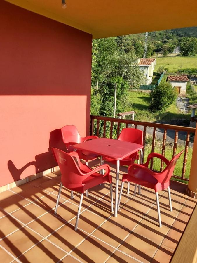 Apartamentos Rurales Andrea 利亚内斯 外观 照片
